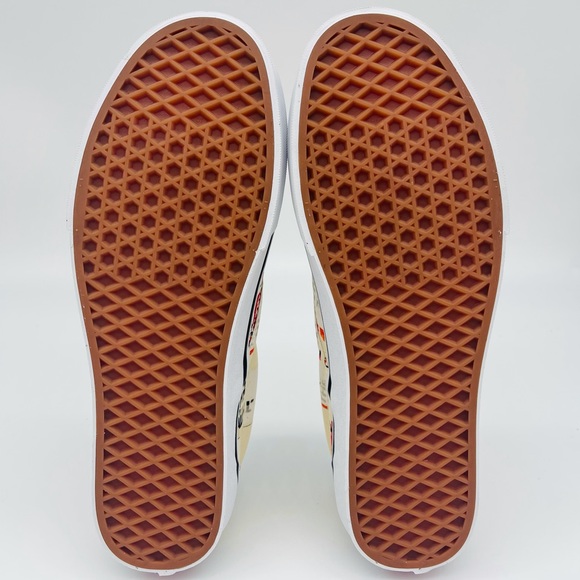 Classic Slip-On Vans - Picture 9 of 10